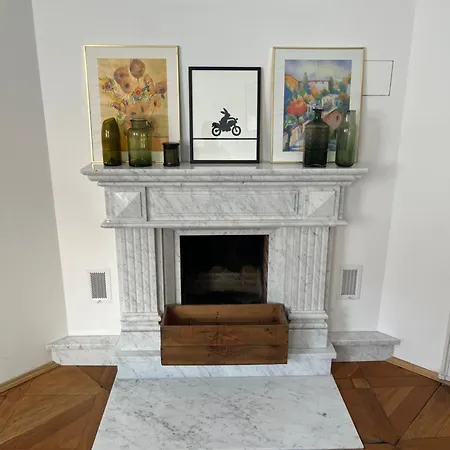 דירה 3br Luxury Center Near Train Station פראג