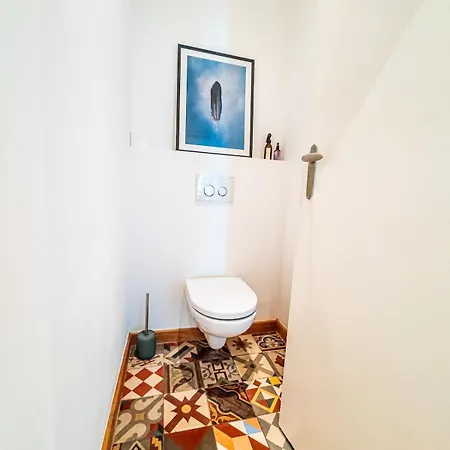 3br Luxury Center Near Train Station פראג