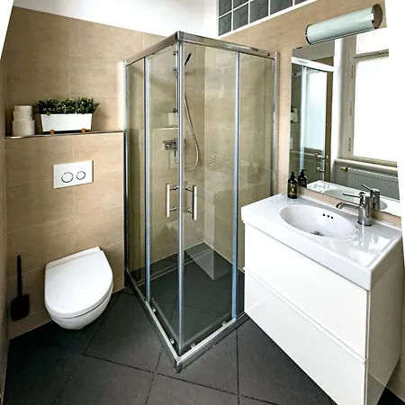 דירה 3br Luxury Center Near Train Station פראג